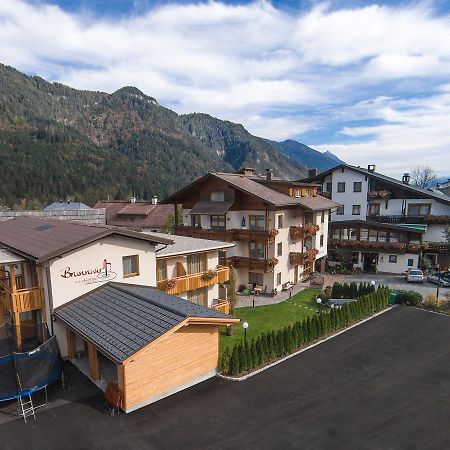 Hotel Brunnwirt Weissbriach Bagian luar foto