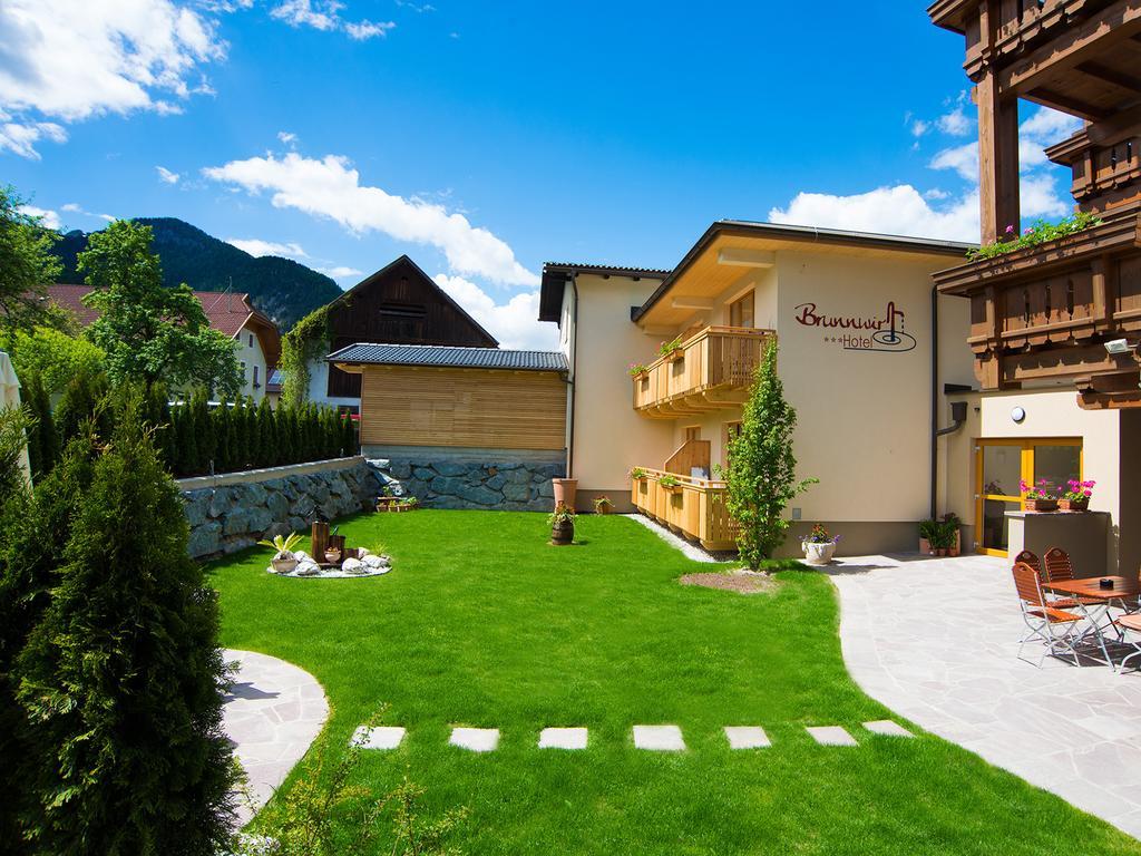 Hotel Brunnwirt Weissbriach Bagian luar foto