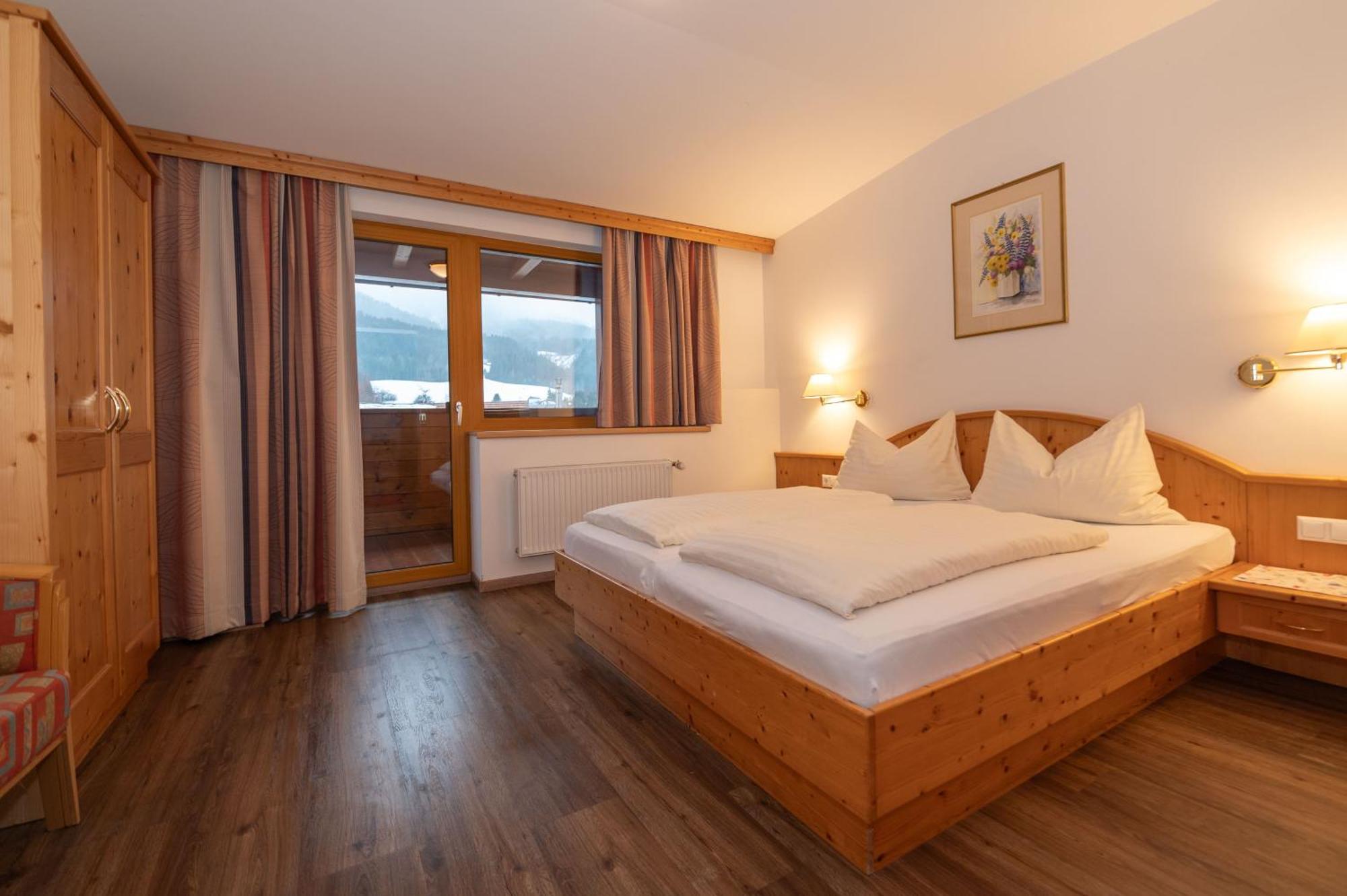 Hotel Brunnwirt Weissbriach Bagian luar foto