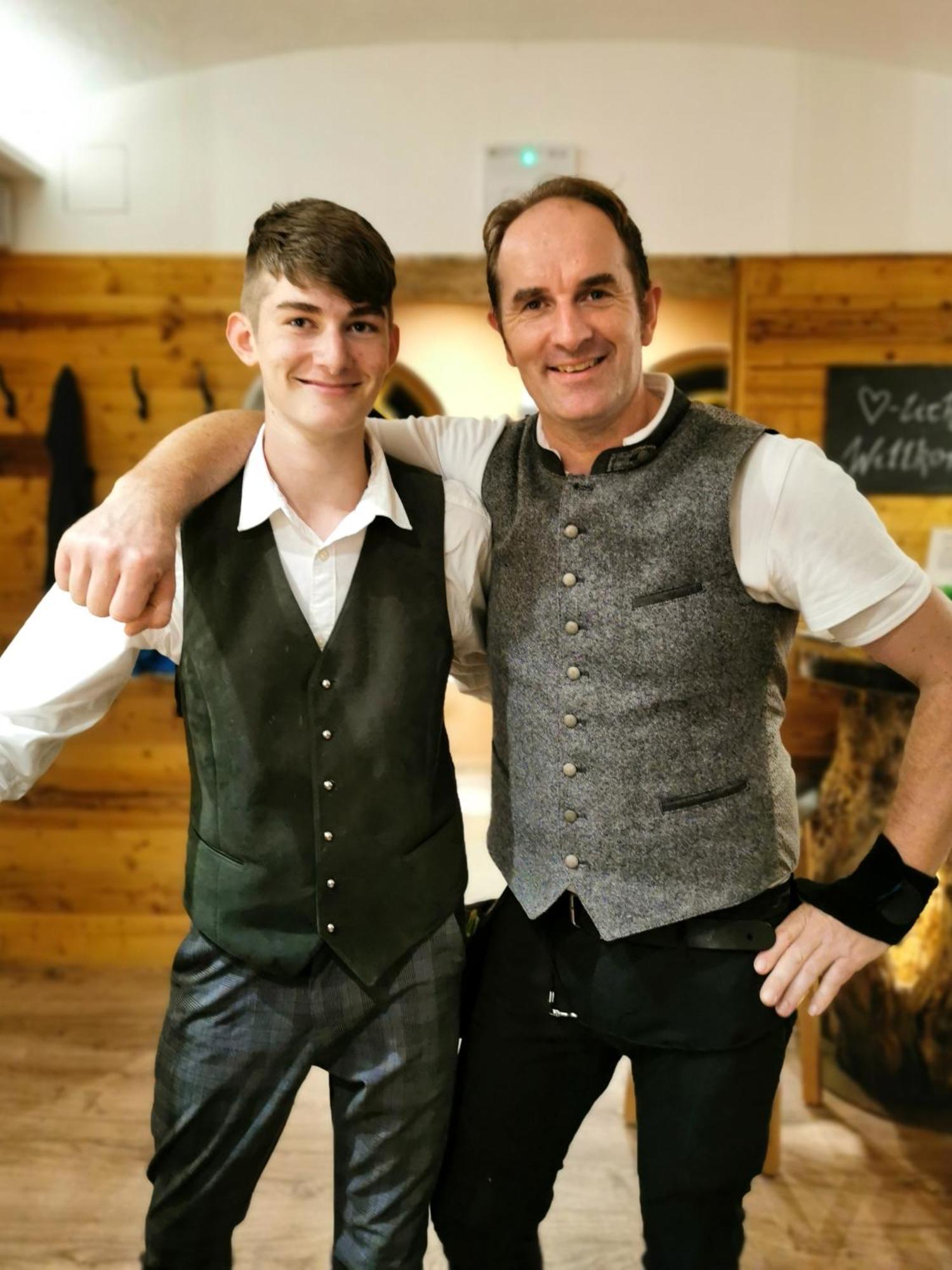 Hotel Brunnwirt Weissbriach Bagian luar foto