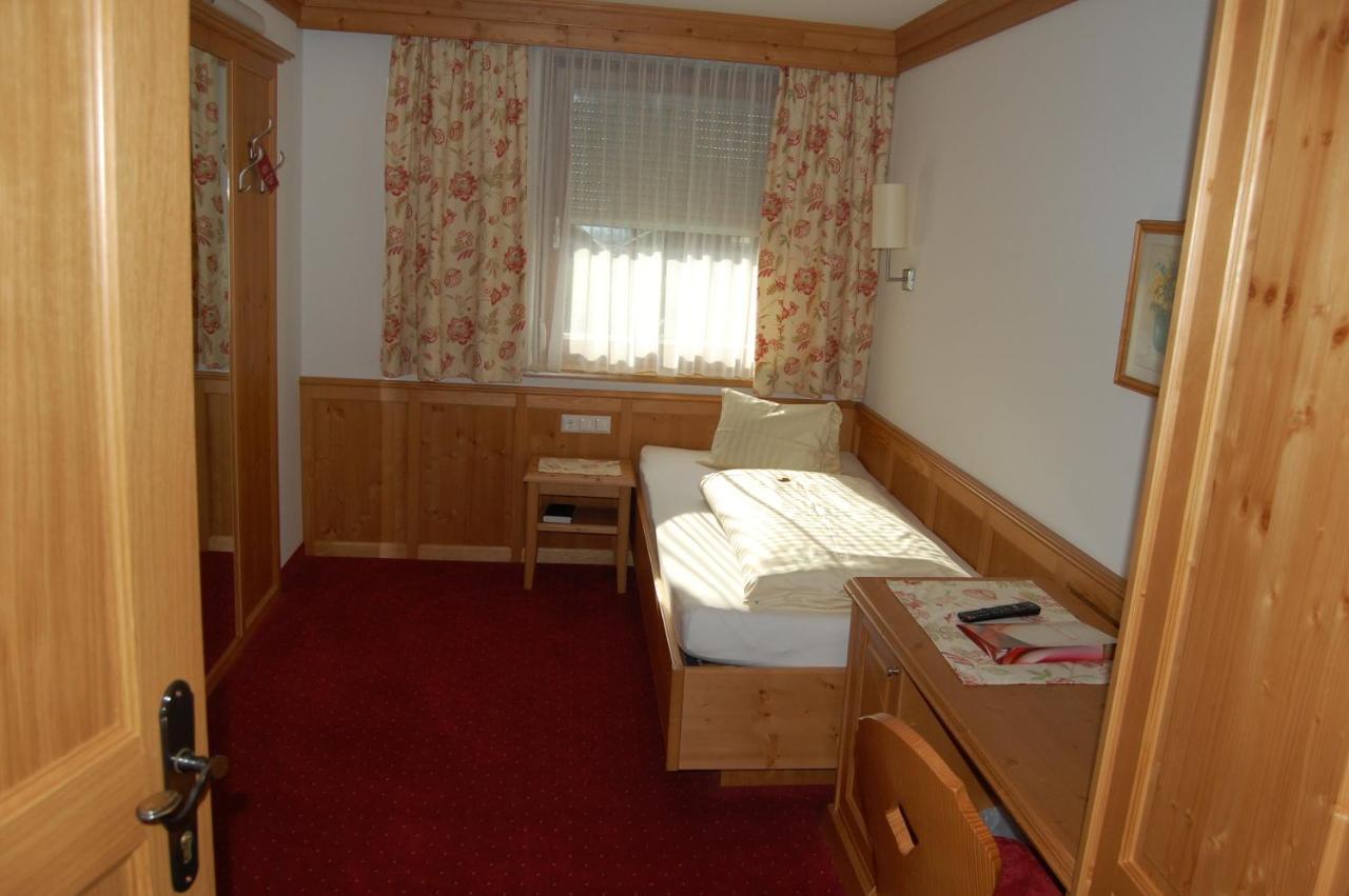 Hotel Brunnwirt Weissbriach Bagian luar foto