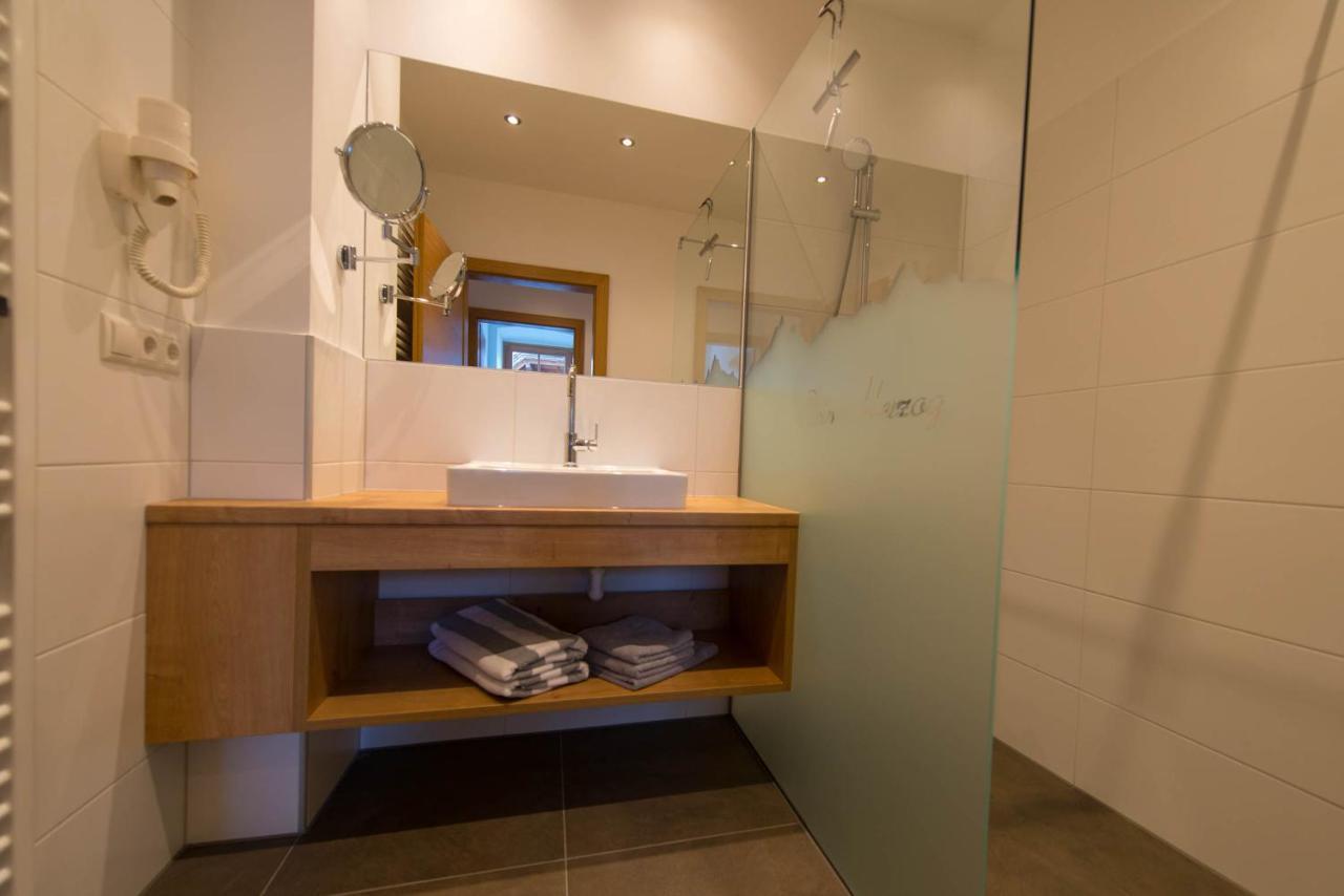 Hotel Brunnwirt Weissbriach Bagian luar foto